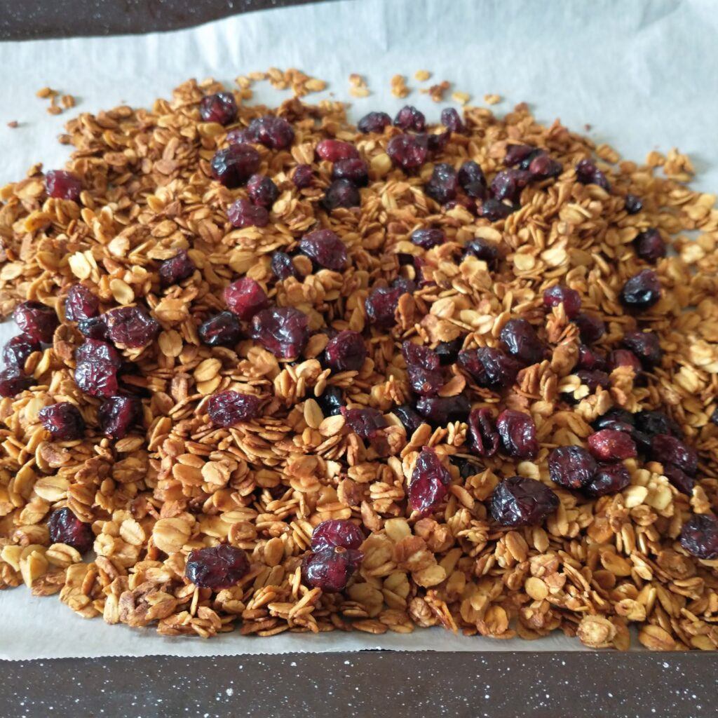 Easy & Healthy Homemade Granola Recipe