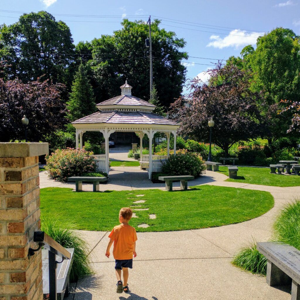 Free, Public Gardens In Muskegon, Michigan