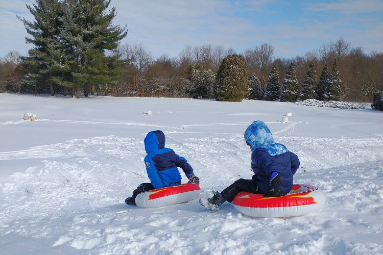 Christmas Advent Calendar Activity Ideas - Outdoor Adventures